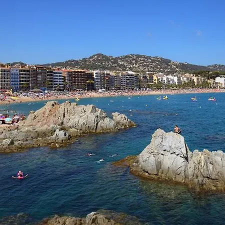 Romana Con Preciosas Vistas Al Mar